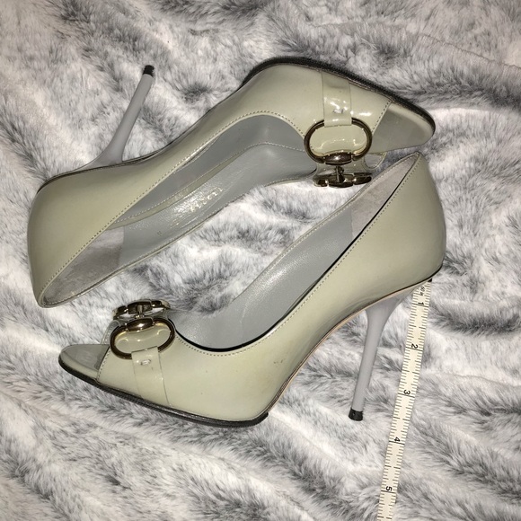 GUCCI Vitello Vernice Peep-Toe Pumps Grey 5.5 - Picture 3 of 7